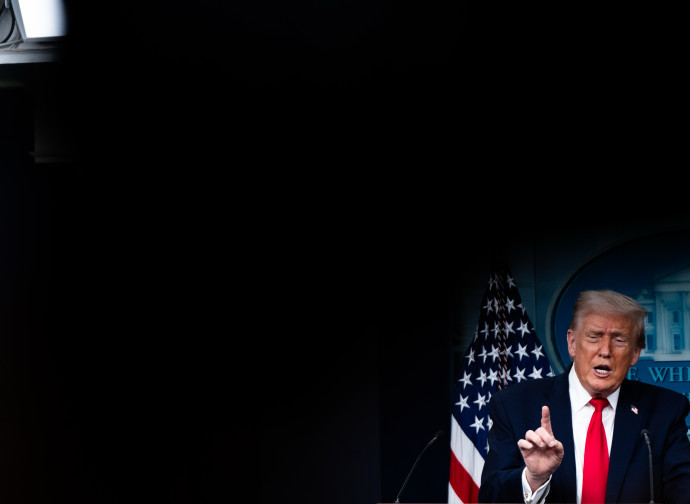 Donald Trump, conferenza stampa prima di Davos (AP)