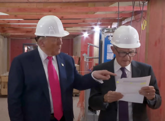 Donald Trump con Jerome Powell, presidente della Fed (ImagoEconomica)