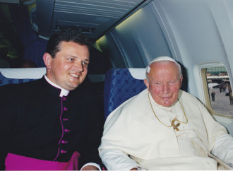 «Io al capezzale di Giovanni Paolo II: quella benedizione prima di chiudere gli occhi»