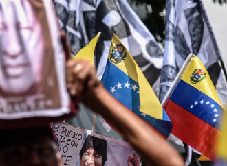 Il Venezuela sopravvive alla dollarizzazione