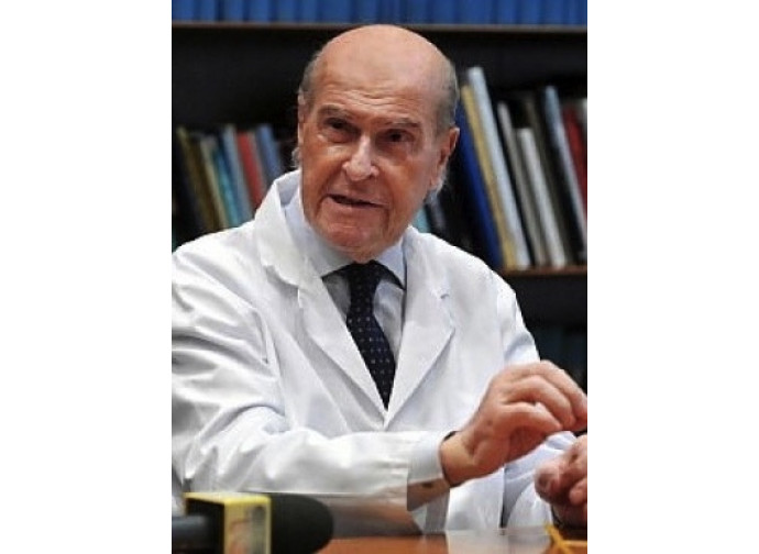 Il professor Umberto Veronesi