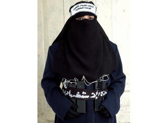 Schiave, spose, bombe umane: le donne del jihadismo