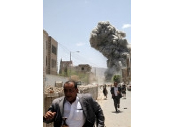 Bombardamento saudita nello Yemen