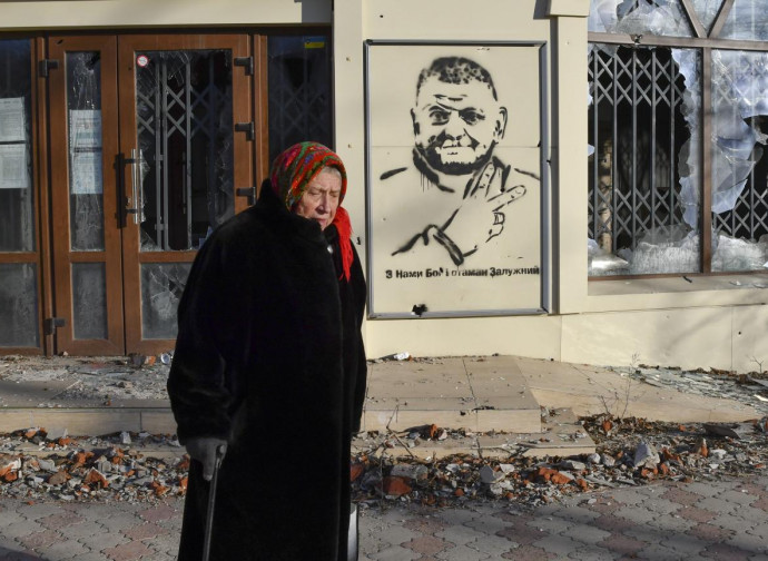 Kiev, un graffito del generale Zaluzhny (La Presse)